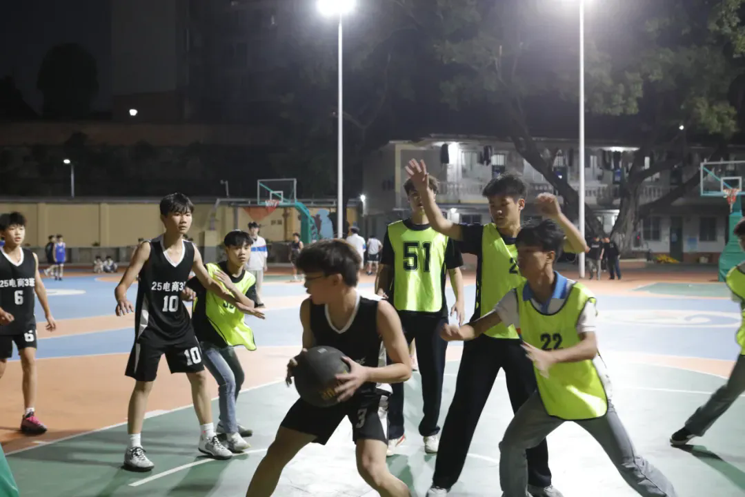 3.webp.png 3.webp.png